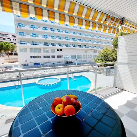 Apartamentos Montblanc Familidays 013 Салоу Екстериор снимка