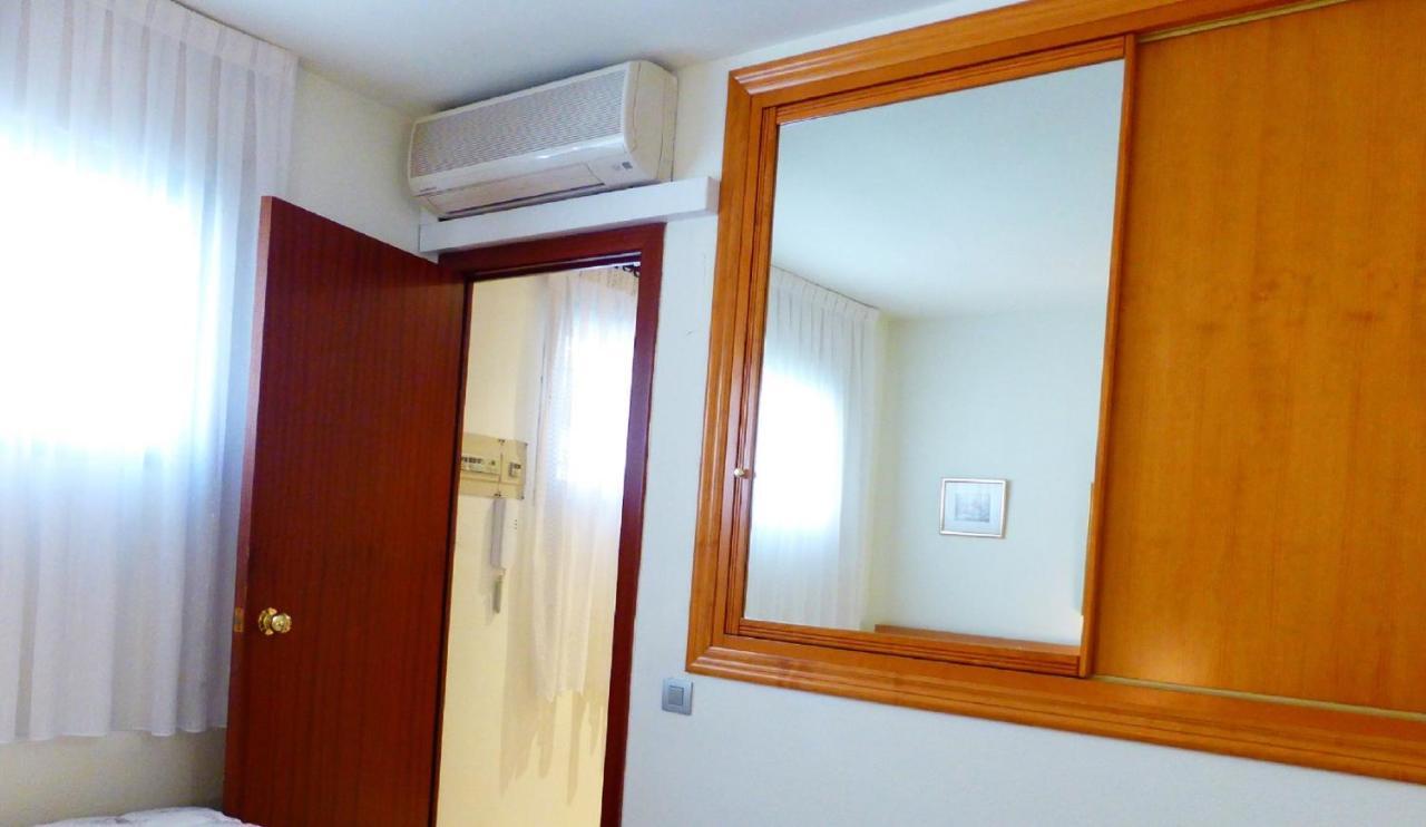 Apartamentos Montblanc Familidays 013 Салоу Екстериор снимка