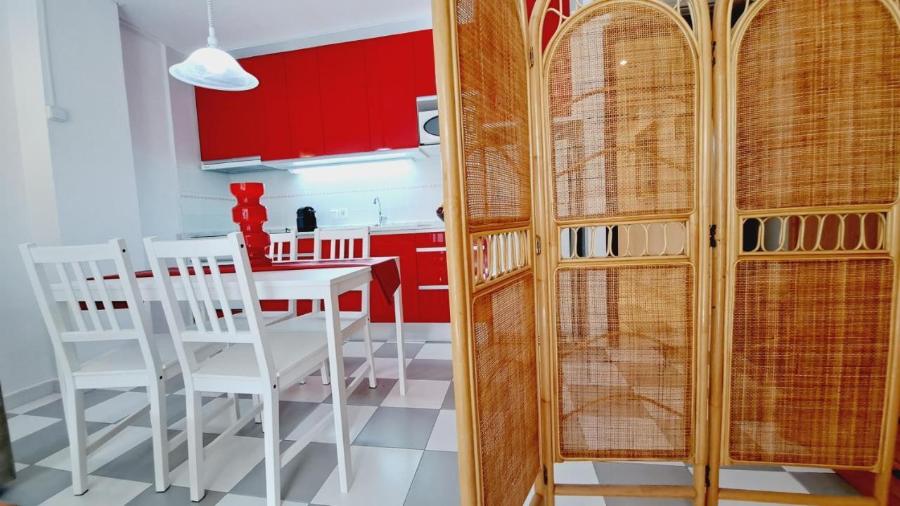 Apartamentos Montblanc Familidays 013 Салоу Екстериор снимка
