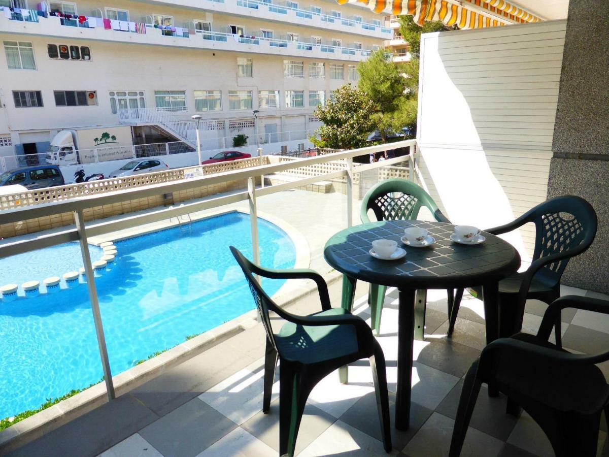 Apartamentos Montblanc Familidays 013 Салоу Екстериор снимка